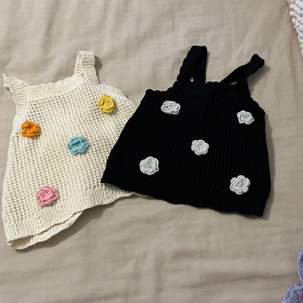 Old Navy Cream and Black Knit Girl’s tops